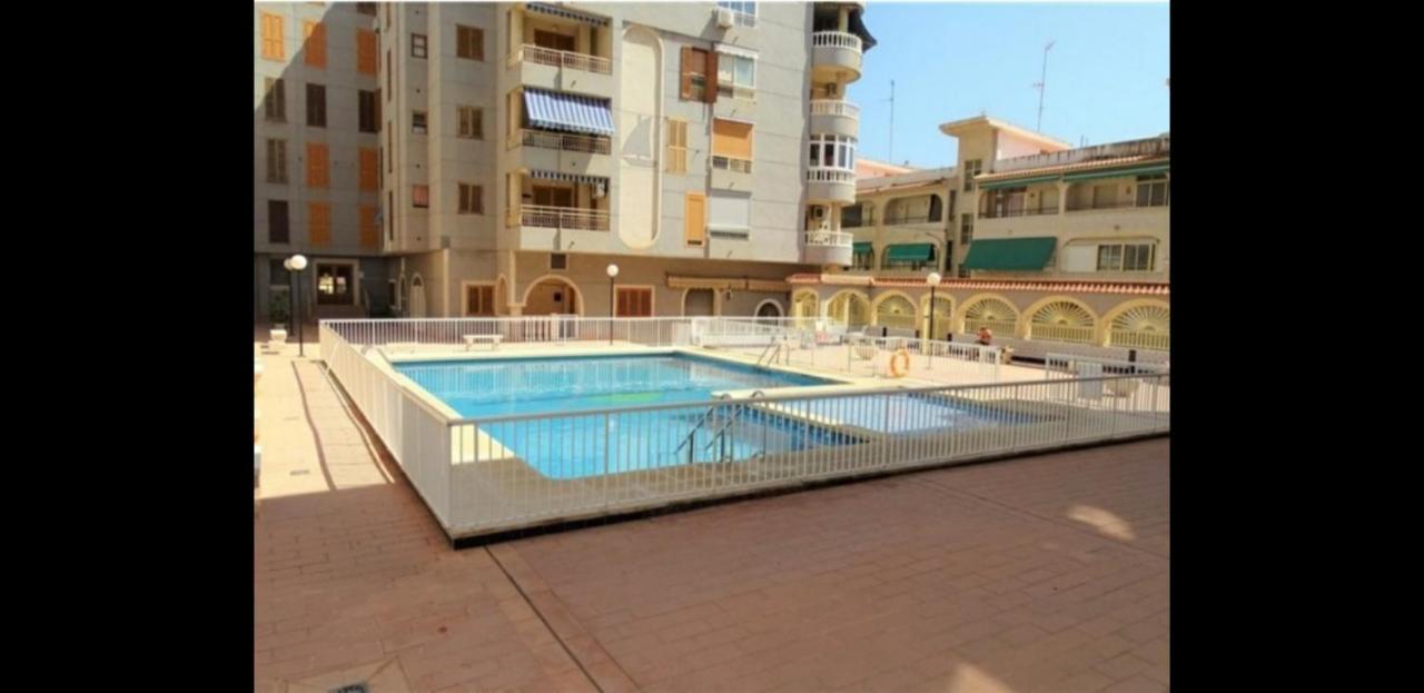 Lovely Apart 3 Minutes To The Beach Torrevieja Buitenkant foto